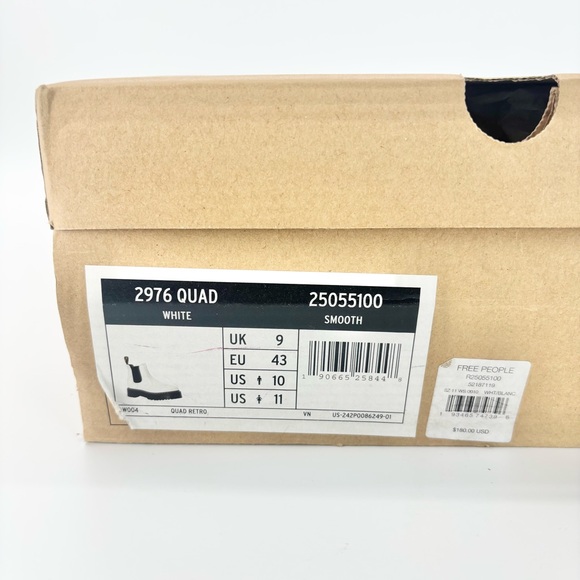 NIB Dr Martens Chelsea Quad 2976 Platform Ankle Boots 11 - Picture 6 of 6